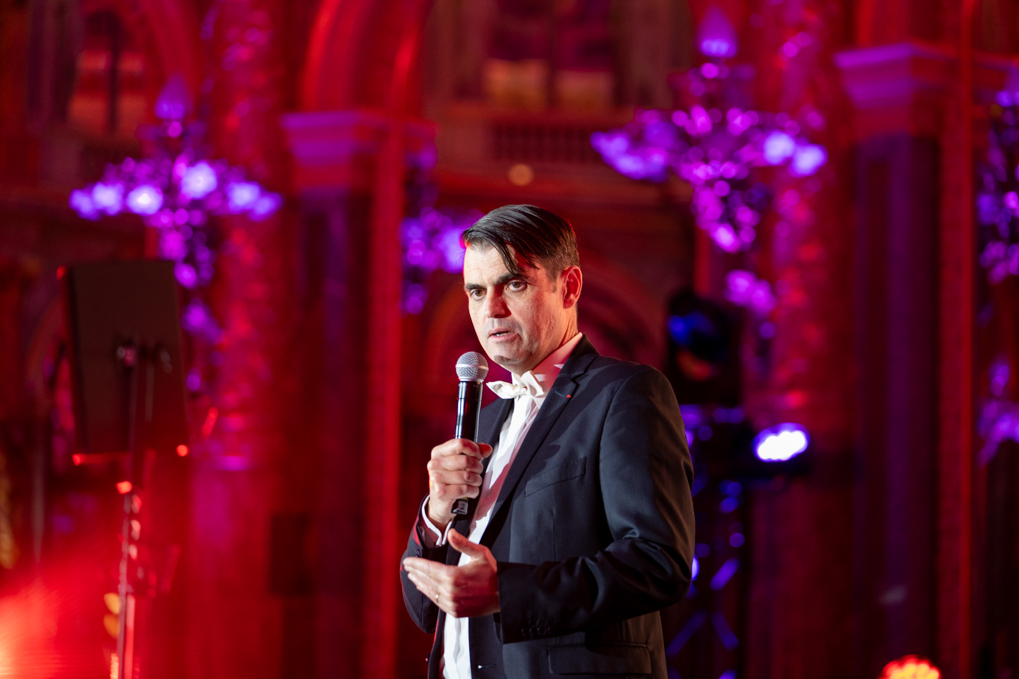 🌟 À l'occasion de l'Olympian Gala Against Fraud 2024, FIDELILIUM a partagé avec les dirigeants des entreprises françaises de premier plan du monde de la lutte contre la fraude, de la conformité et du droit, son appréciation sur l'impact de la fraude durant les Jeux Olympiques Paris 2024, notamment du point de vue de la cybersécurité.

🎉 Le président de FIDELILIUM, Nicolas Malbec a eu l'occasion de prendre la parole pour replacer le sujet dans son contexte géopolitique et montrer que finalement, les JO étaient une excellente occasion de faire progresser l'ensemble de l'écosystème français en cybersécurité.

🇨🇵 Il a bien sûr indiqué qu'il y avait toute une organisation dédiée pour cybersécuriser les JO. Le COJOP a notamment désigné un RSSI, Franz Regul et l'ANSSI - Agence nationale de la sécurité des systèmes d'information est mobilisée. Il a précisé qu'il ne s'exprimait pas à leur place mais qu'il se contentait d'apporter un regard d'expert sur le sujet.

👍 Un grand merci à BeSAF - BUSINESS EUROPEAN SCHOOL of ANTI FRAUD MANAGEMENT, Adrien Sayada, Dr. Joaquinito Maria Alogo de Obono et à leurs équipes pour l'organisation de ce bel événement!